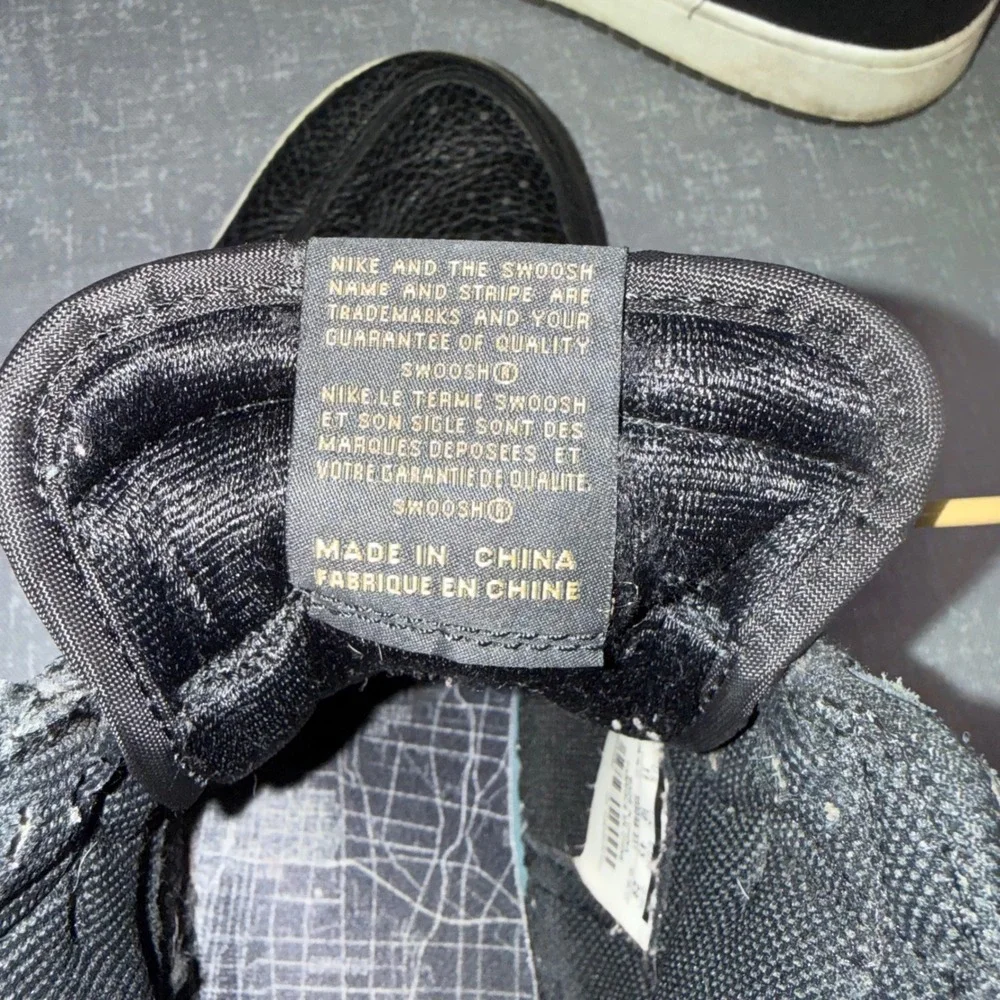Nike Air Jordan 1 Retro High OG City of Flight Black Gold 555088-031 Mens 11